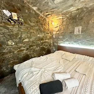 https://la-grotta-di-leonardo-a-vinci.it-tuscanyhotel.com